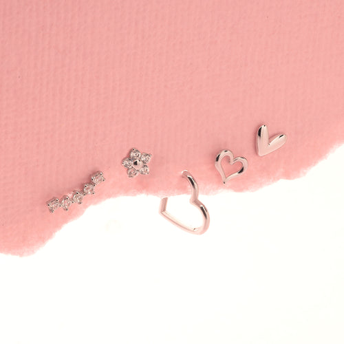 ต่างหูแบนหลังประดับเพชรแล็บ 14K ทองแท้ Bloom