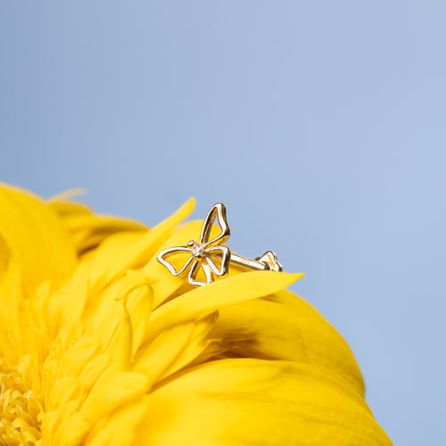 Color:Yellow Gold
Option:Single
Option:Pair