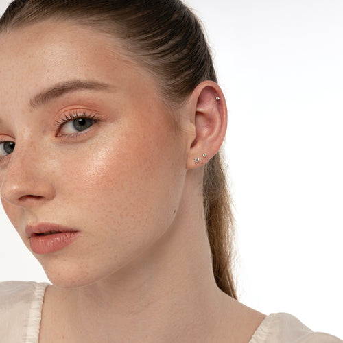 Color:Yellow Gold
Option:Single
Option:Pair