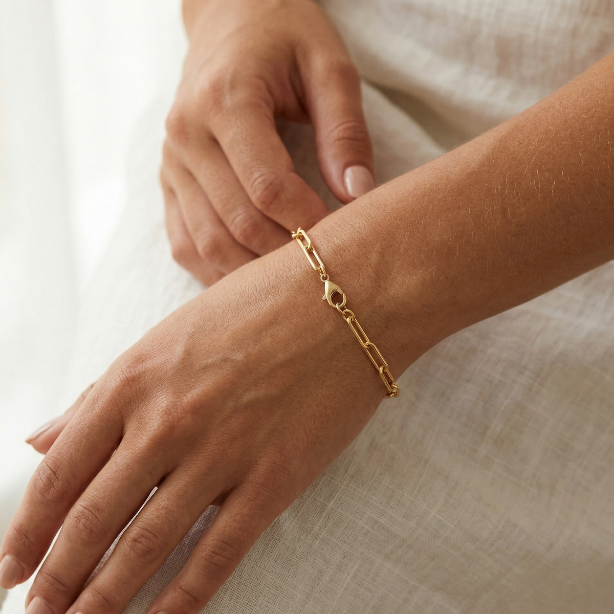 ミューズペーパークリップチェーンブレスレット – J&CO Jewellery