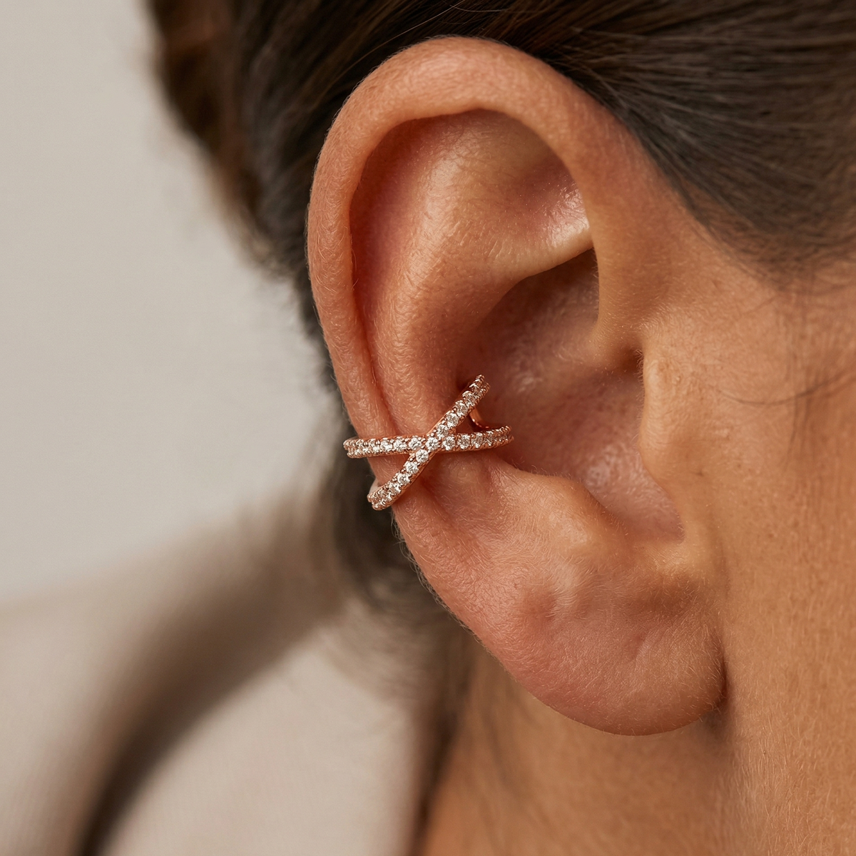スパークルクリスクロスイヤーカフ – J&CO Jewellery