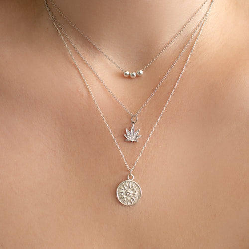 Kalung Rantai Manik-manik Perak yang Dipersonalisasi