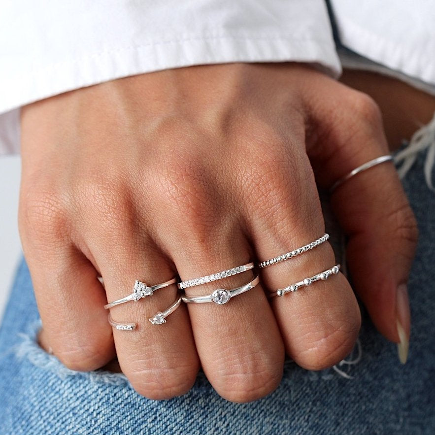 Minimal Solitaire Ring Silver J CO Jewellery