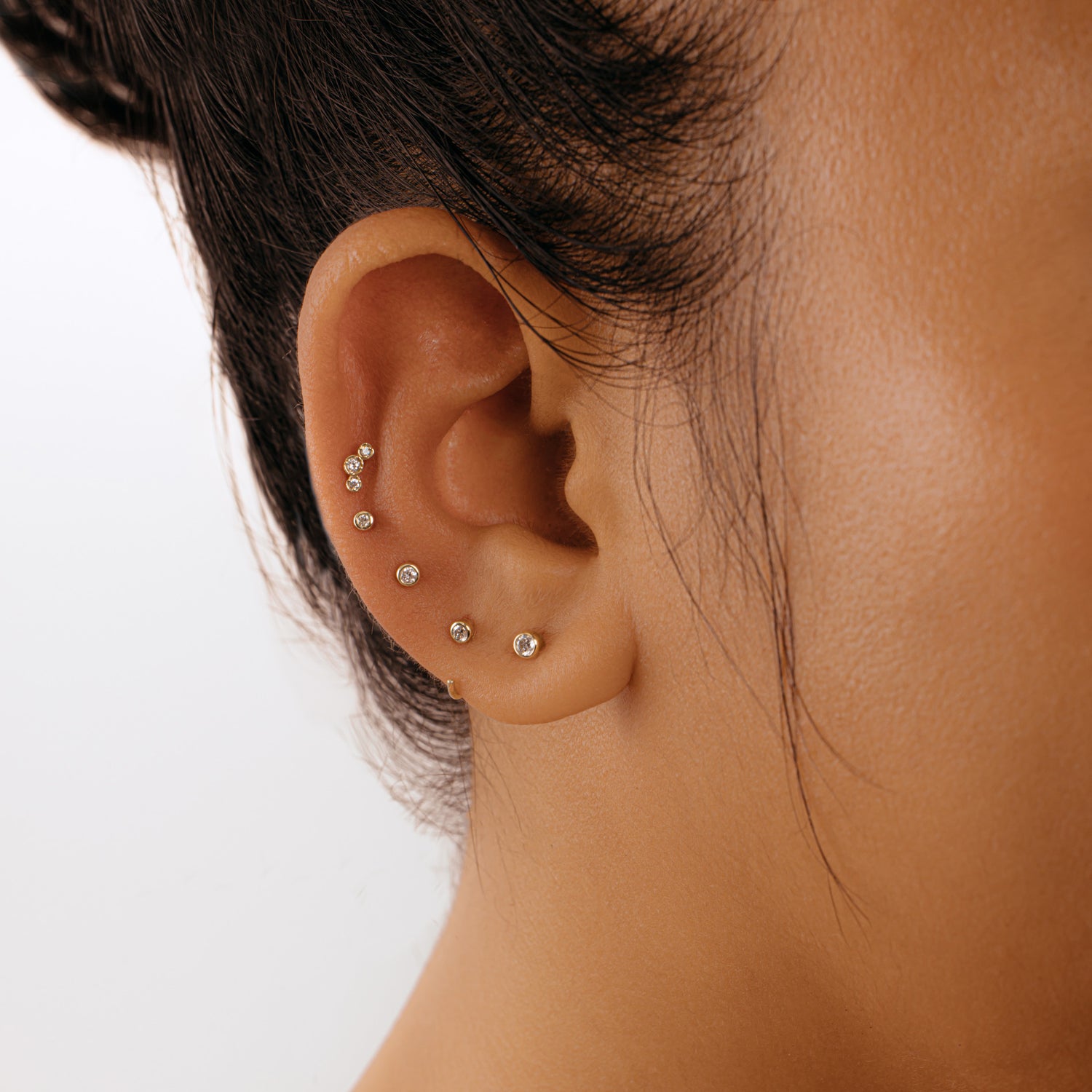 Color:Yellow Gold
Option:Single
Option:Pair