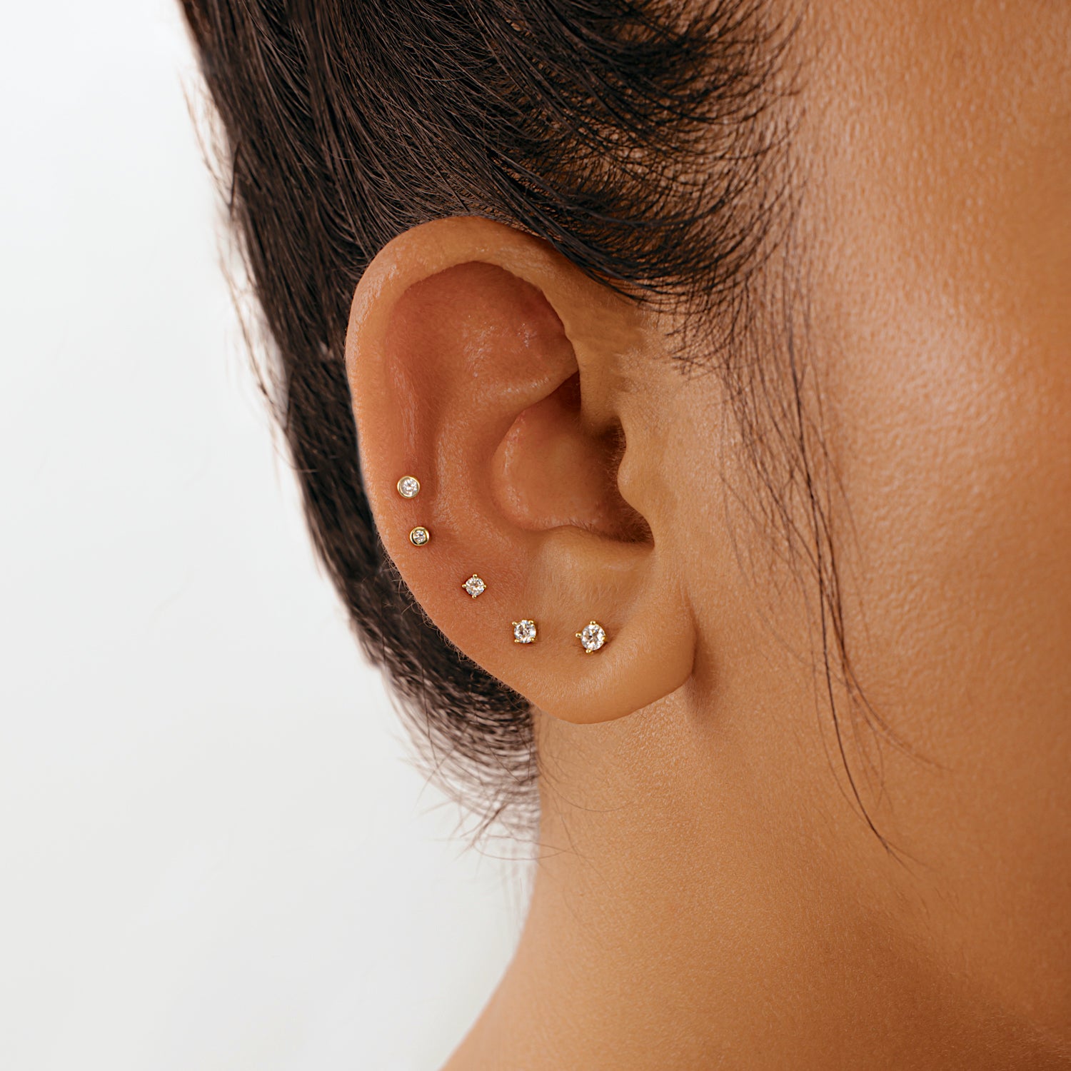 Color:Yellow Gold
Option:Single
Option:Pair