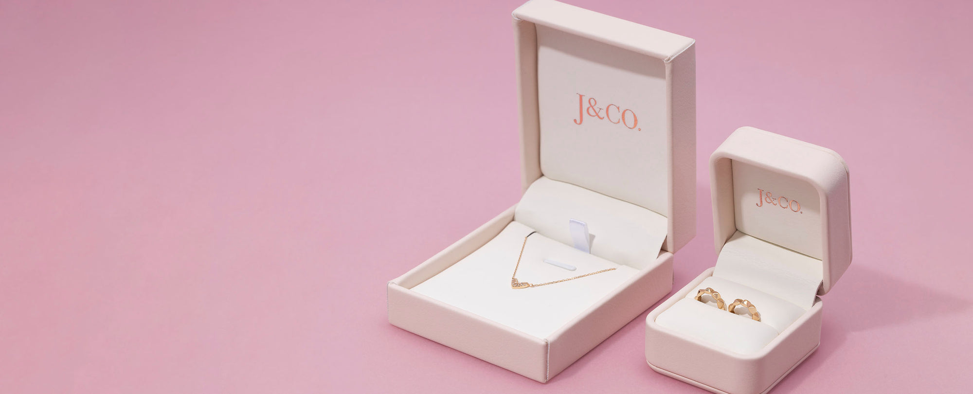 14K_Luxury_Box_156ff7a1-998d-4e42-b8cc-be85279b7982