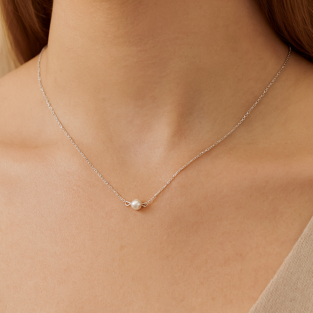 Minimal Round Pearl Necklace