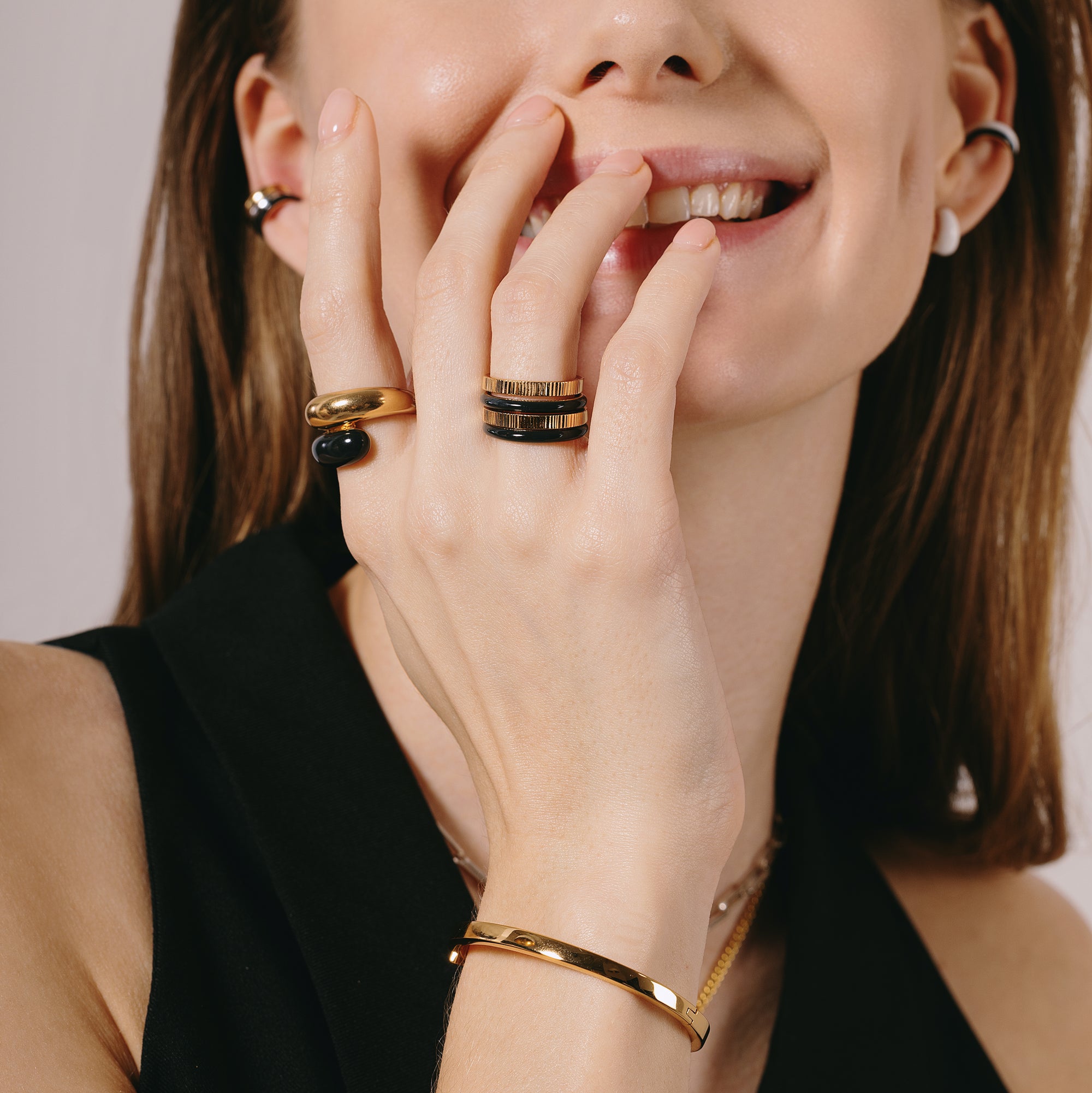 Gedurfde Zwarte Stapelring