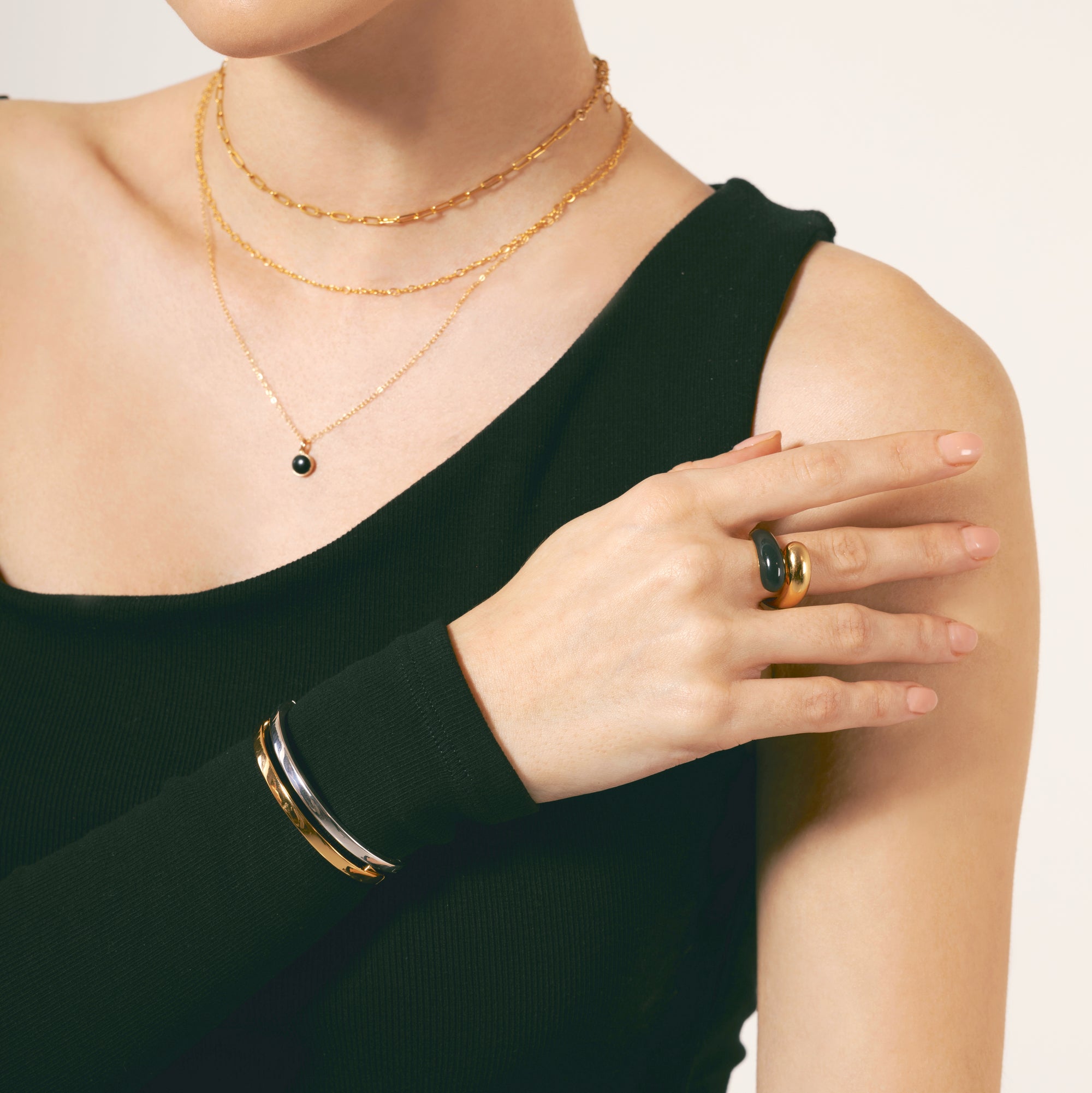 Cincin Enamel Hitam Kembar Kubah