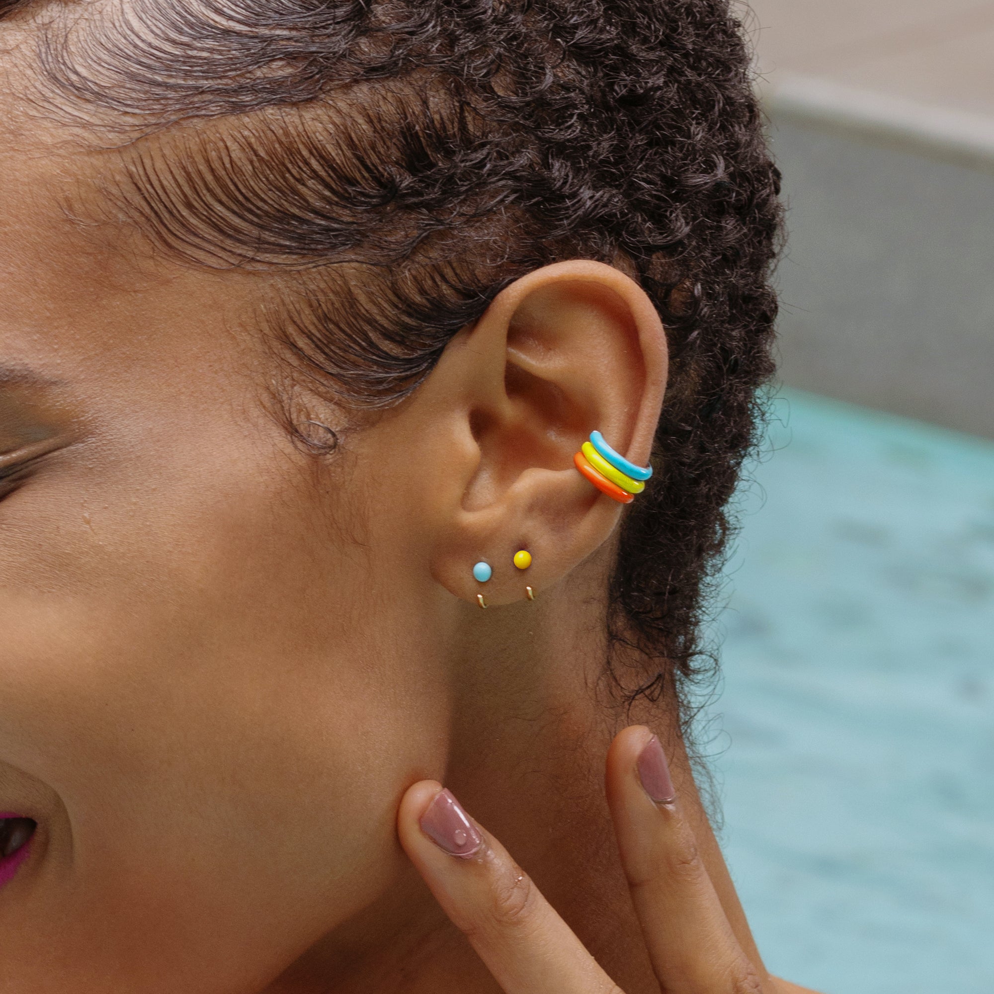 Baby Ball Lemon Huggie Oorbellen