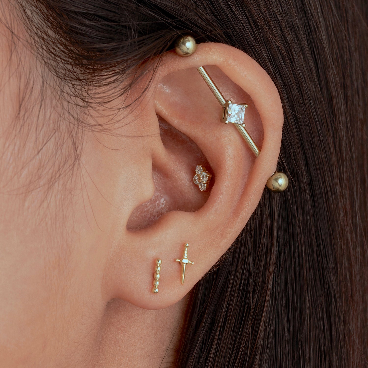 Color:Yellow Gold
Option:Single
Option:Pair