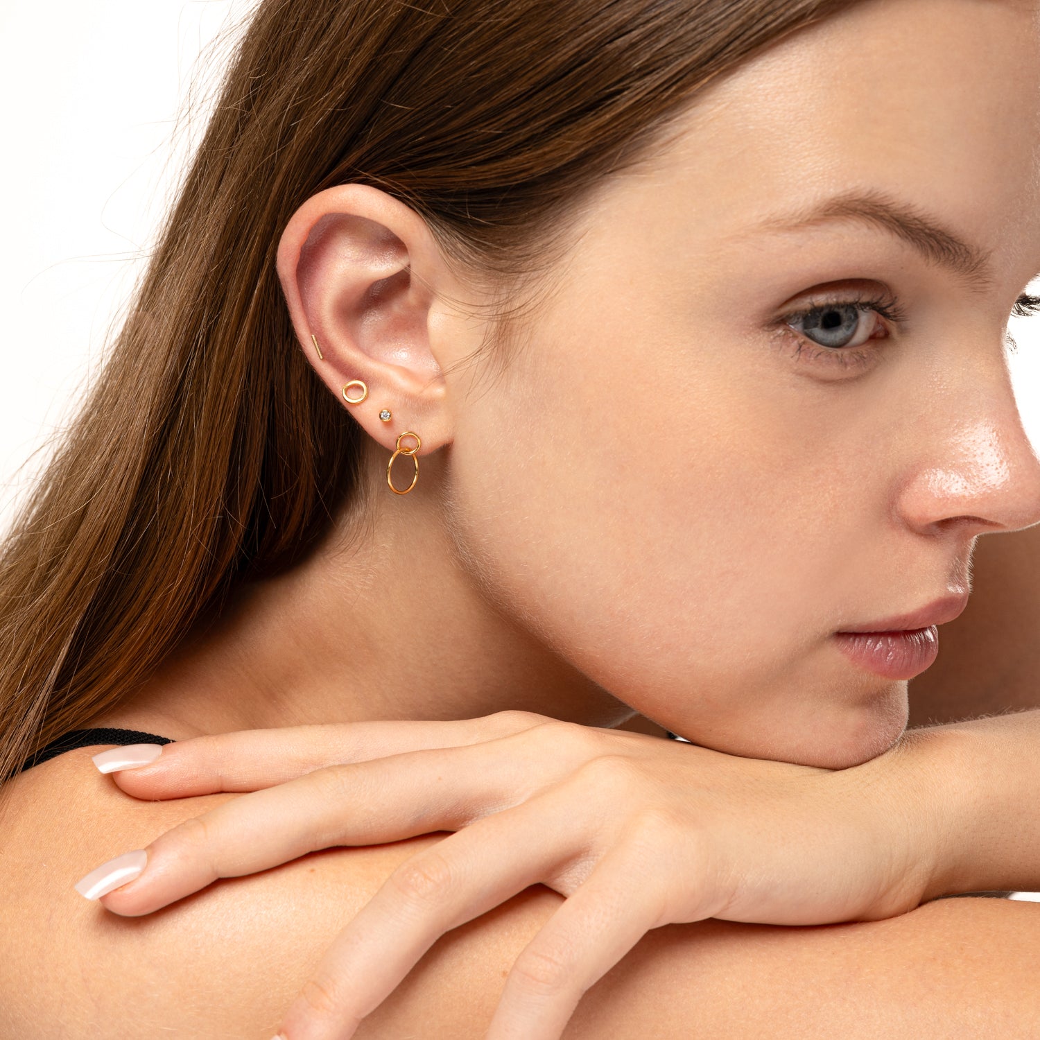 أقراط دائرة أنيقة