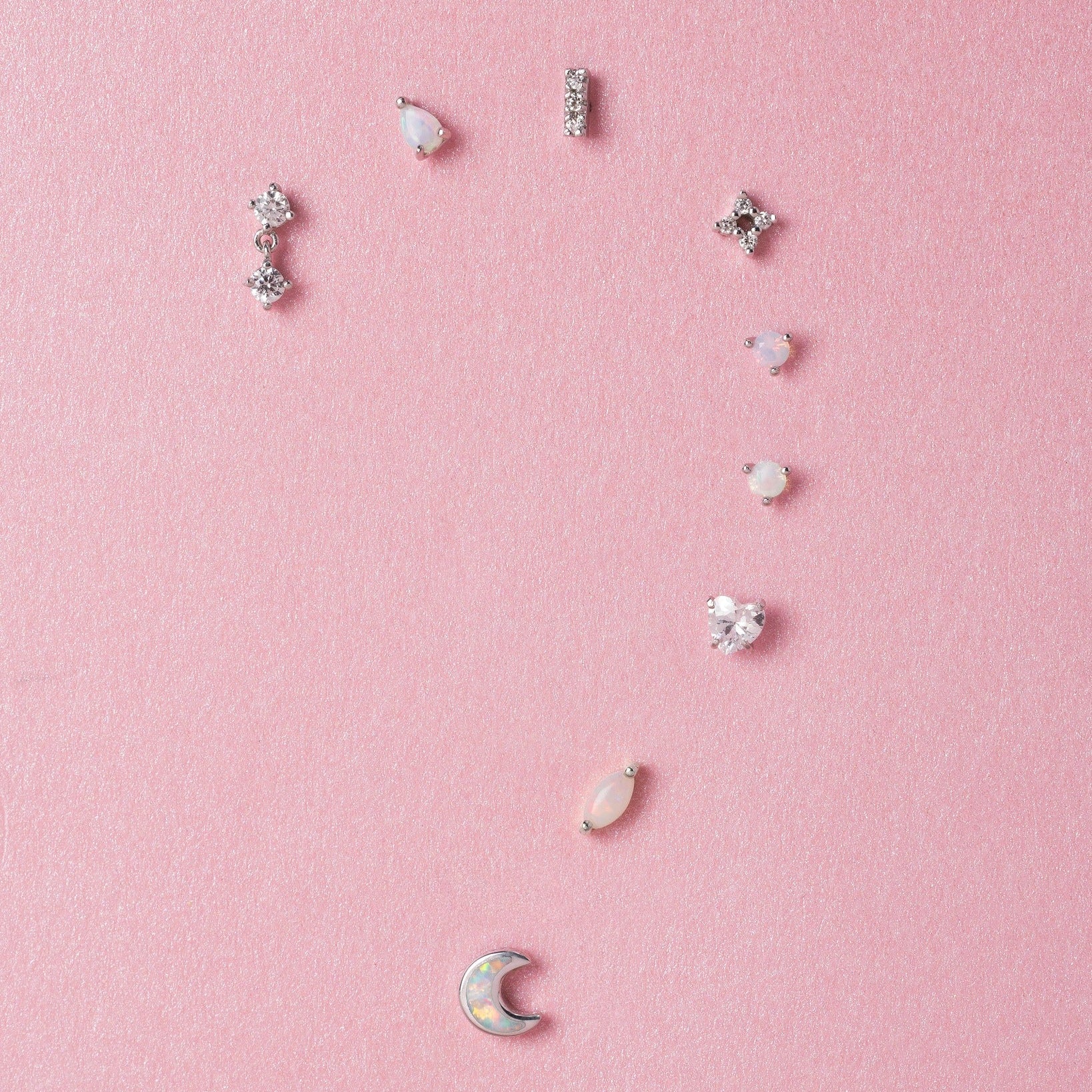 Color:White Gold
Post Length:6.5mm
Post Length:5mm
Post Length:8mm