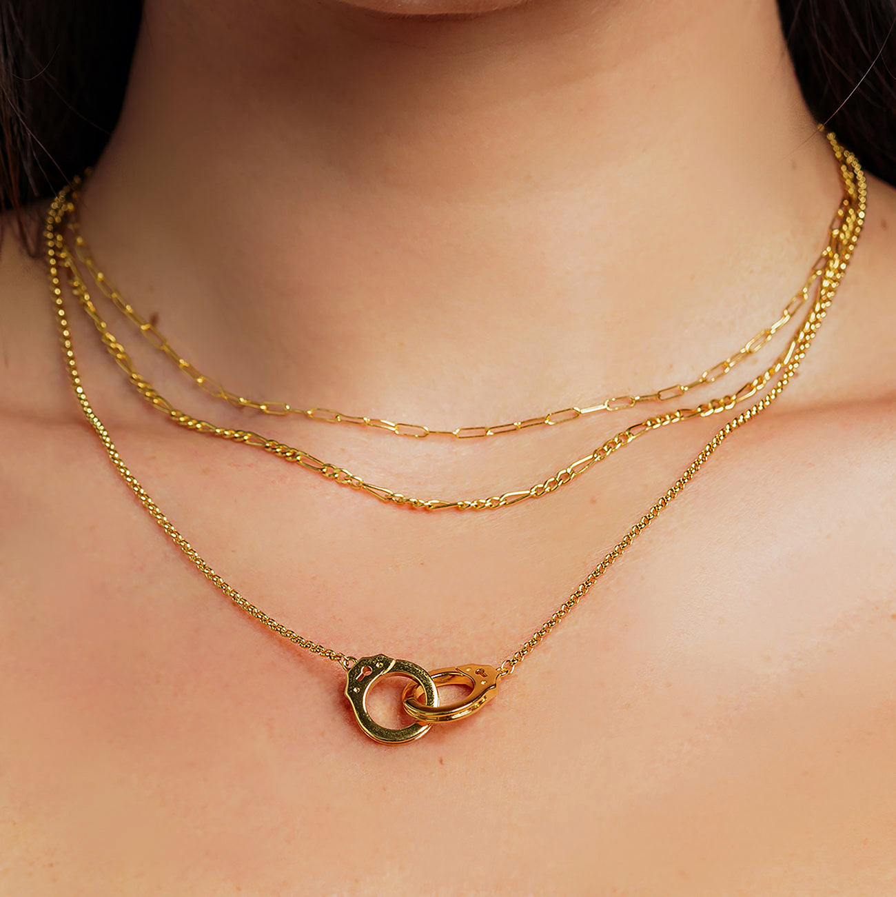 Smukły złoty choker z łańcuszkiem