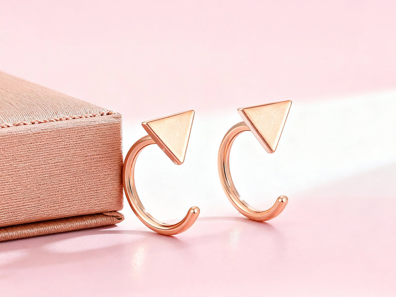 BANNER_TRIANGLE_OPEN_HUGGIESMobile_c457b5ab-1434-4fec-852b-71b50bd3595b