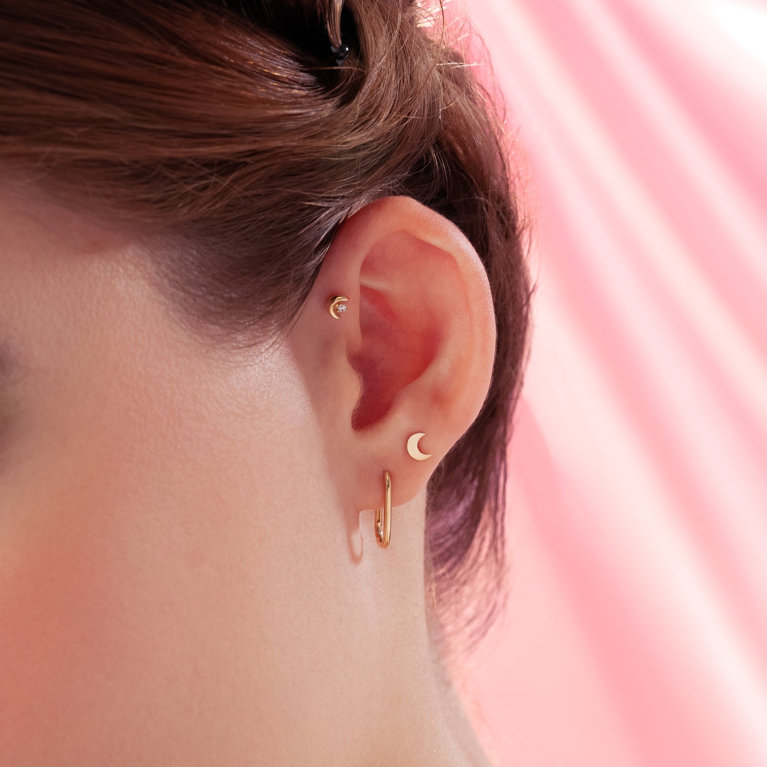 Color:Yellow Gold
Option:Single
Option:Pair