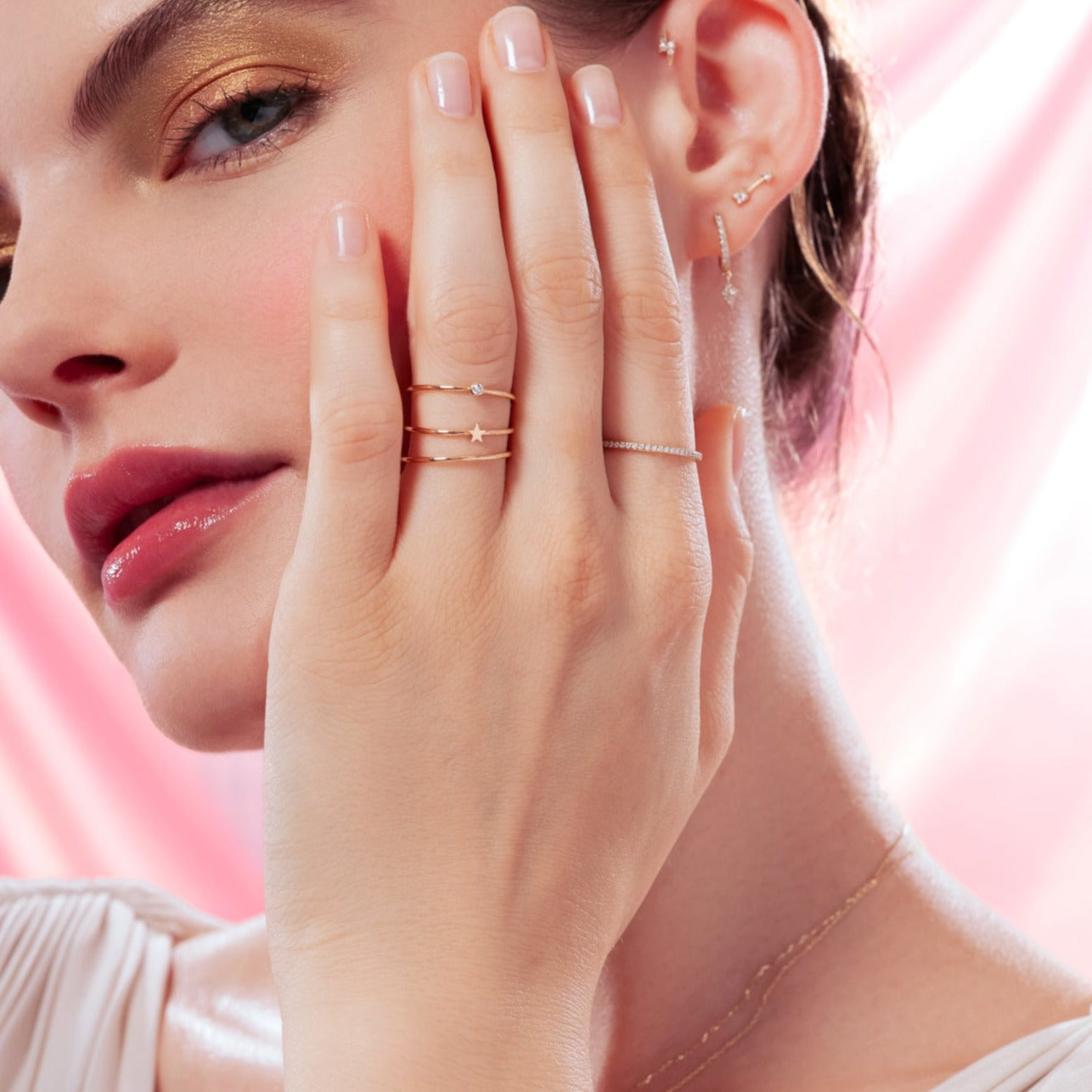 Anello Mini Stella in Oro Massiccio 14K