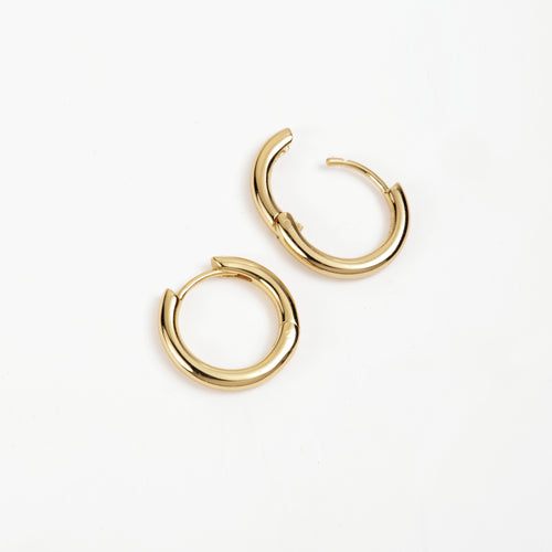 Minimal Clicker Hoop Earrings