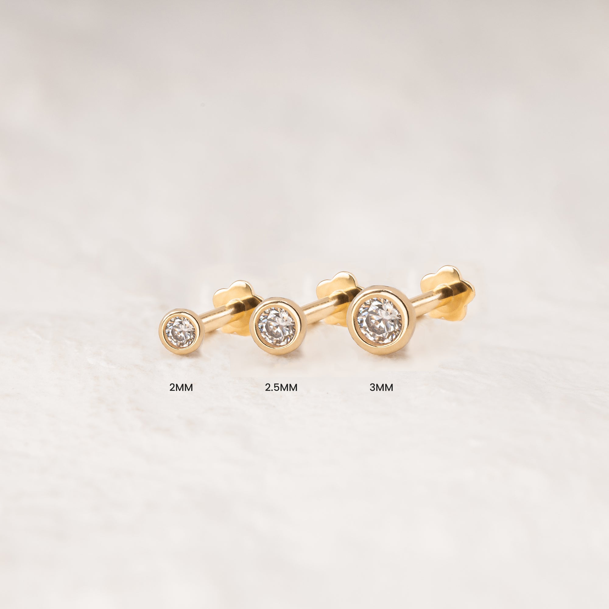 Color:Yellow Gold
Post Length:6.5mm
Post Length:5mm
Post Length:8mm