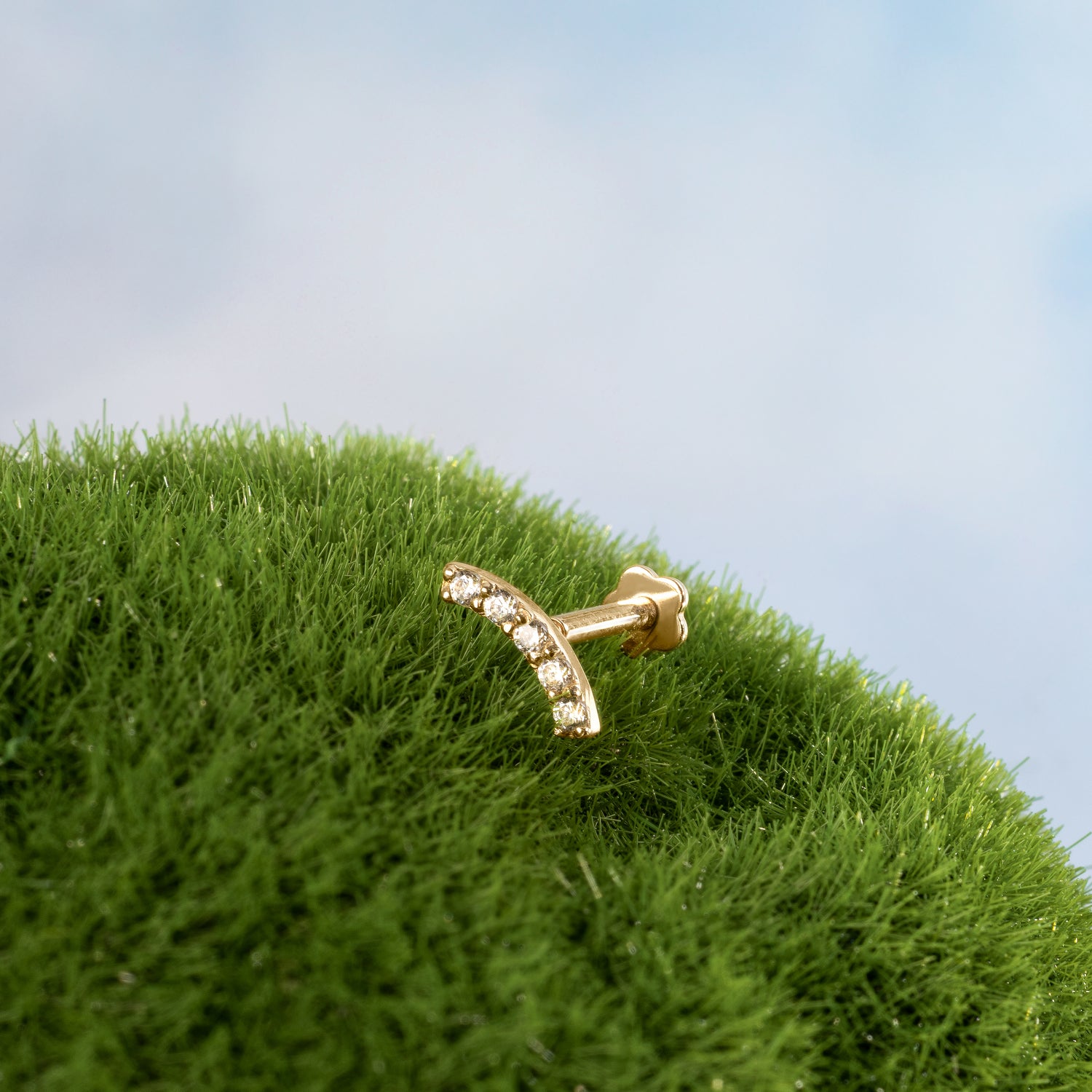 Color:Yellow Gold
Option:Single
Option:Pair