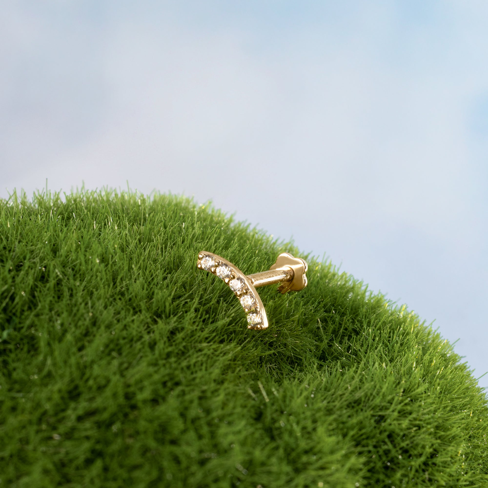 Color:Yellow Gold
Option:Single
Option:Pair