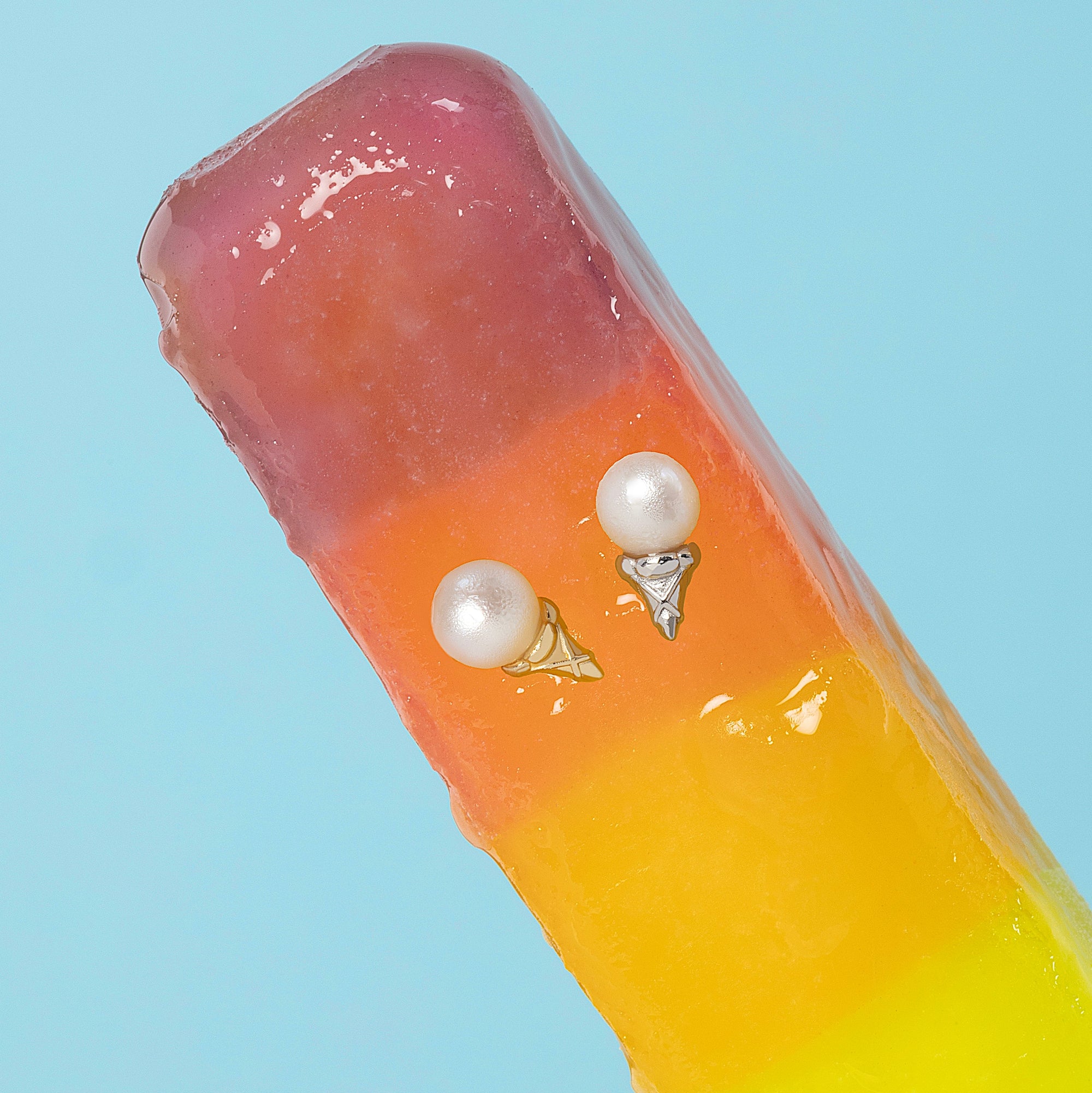 Color:White Gold
Option:Single
Option:Pair