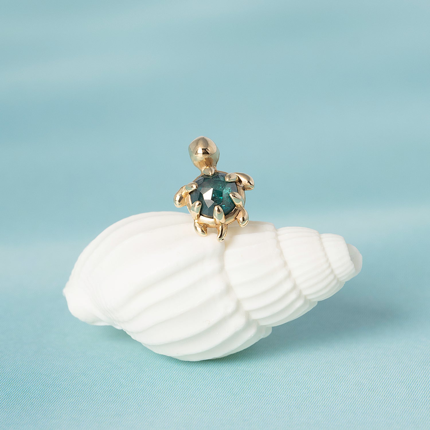 Color:Yellow Gold
Option:Single
Option:Pair