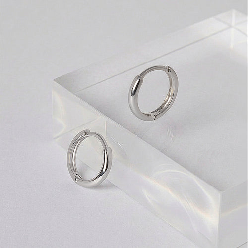 Easy Huggie Hoop Earrings