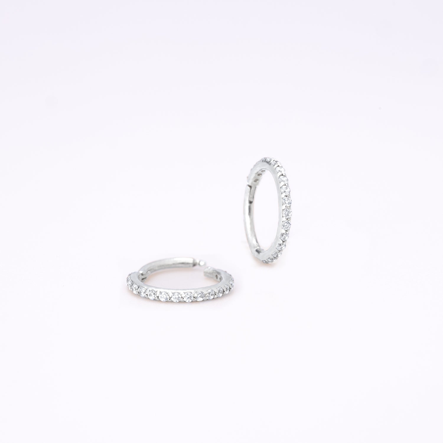 Color:Silver|Option:Pair