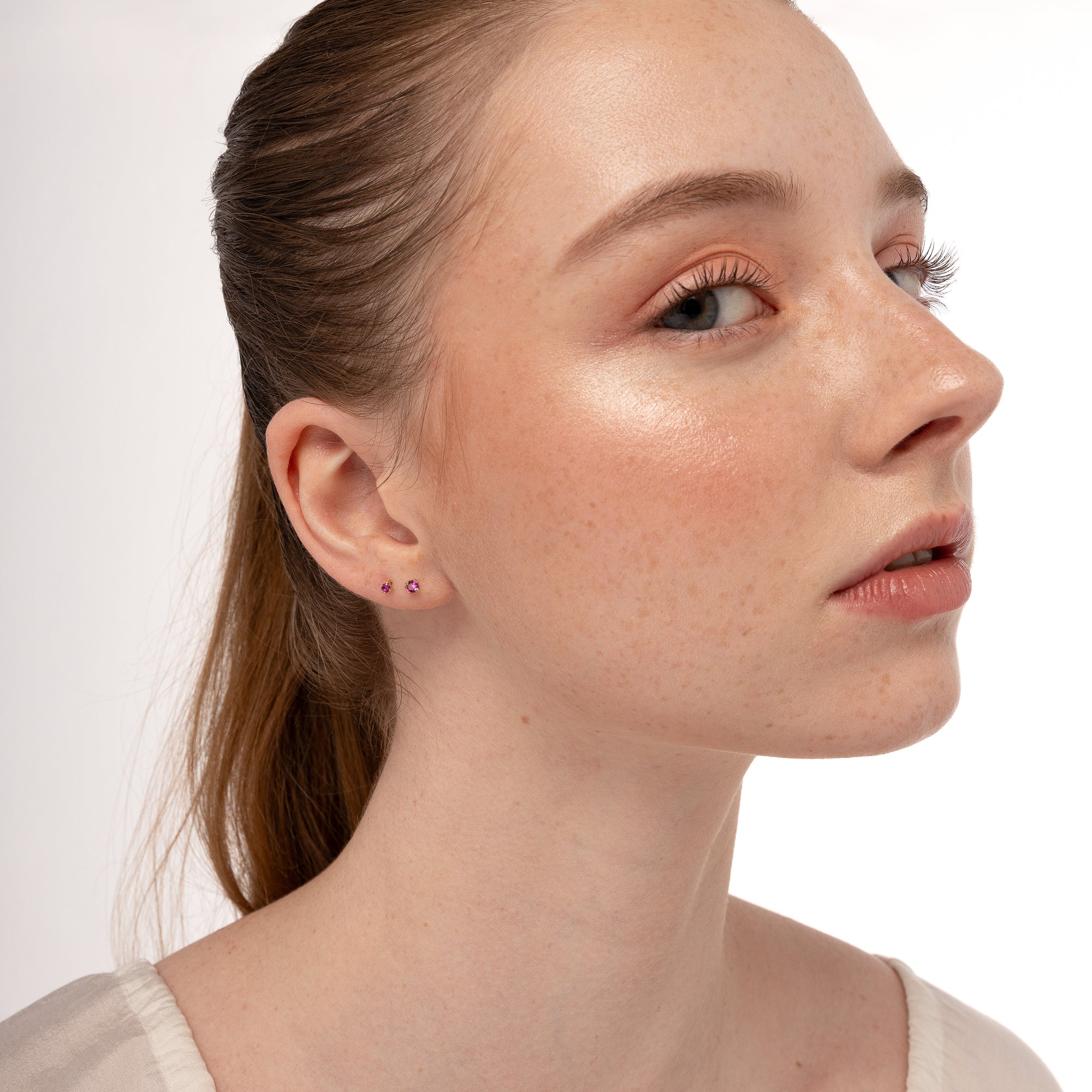 دمبل صغير من الذهب الخالص عيار 14 قيراط مع حجر الزركونيا المكعب - روبي