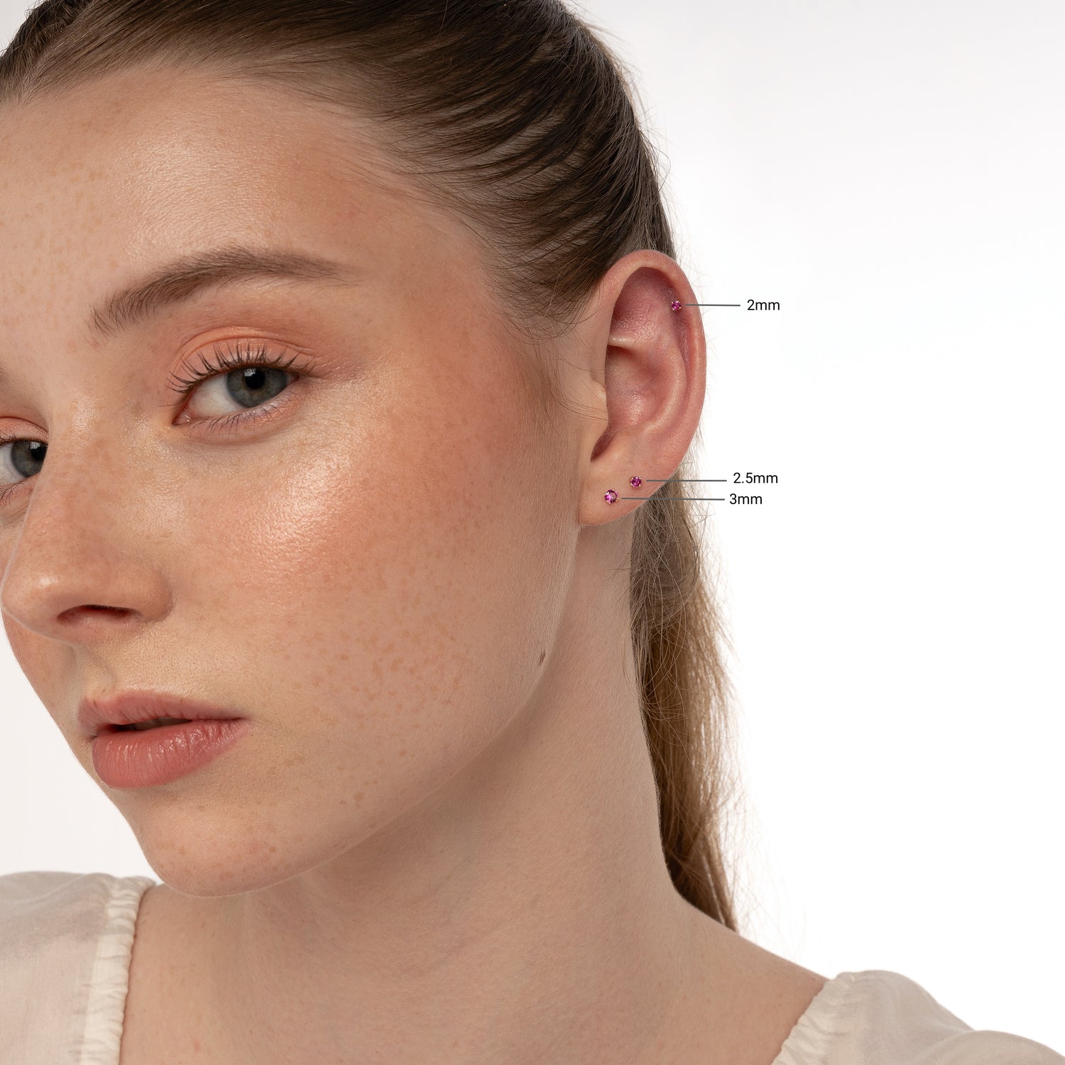 دمبل صغير من الذهب الخالص عيار 14 قيراط مع حجر الزركونيا المكعب - روبي