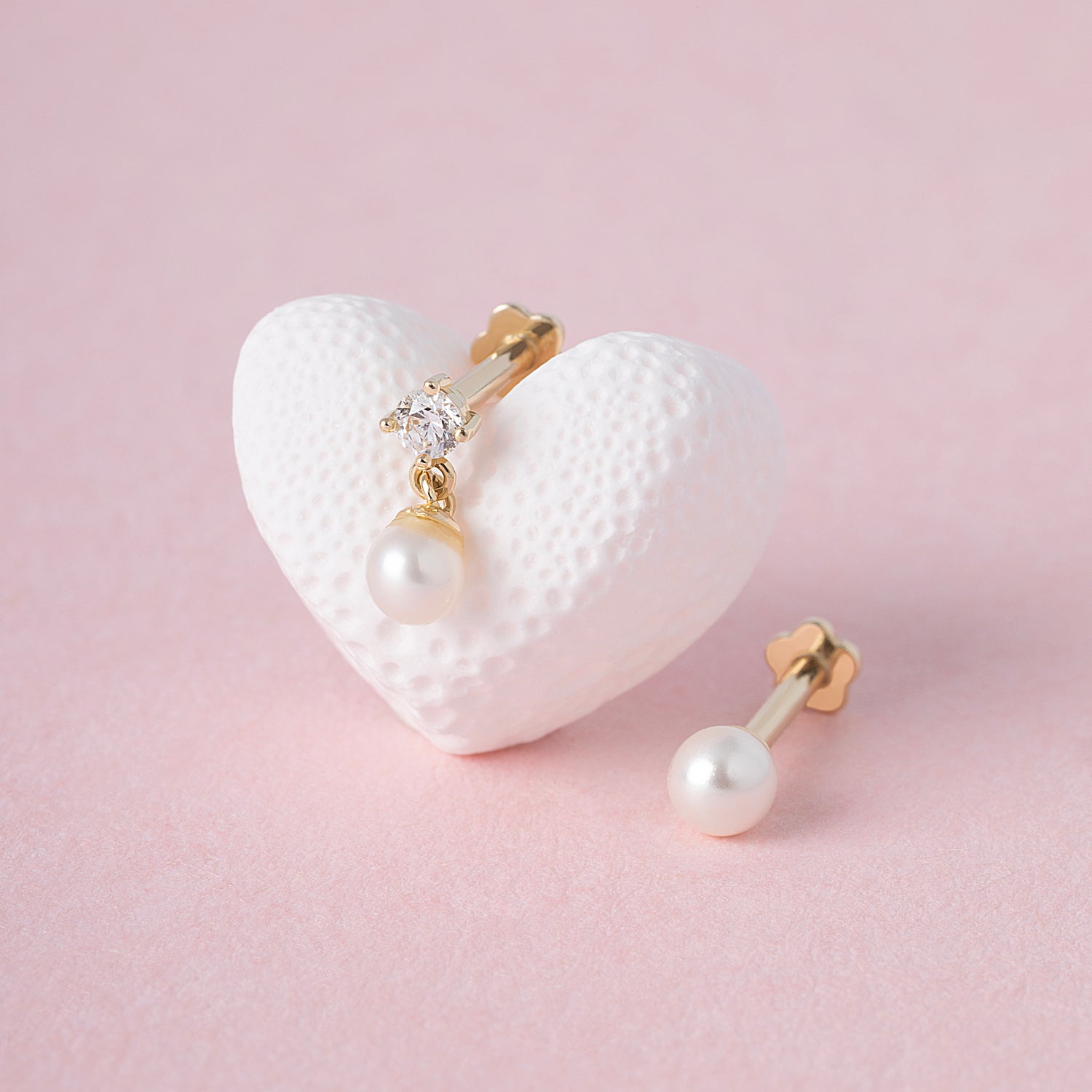 Color:Yellow Gold
Option:Single
Option:Pair