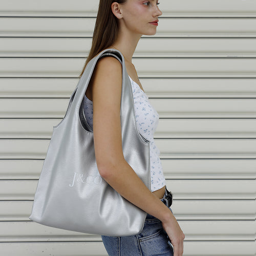 Silberne Leder-Shopper-Tasche