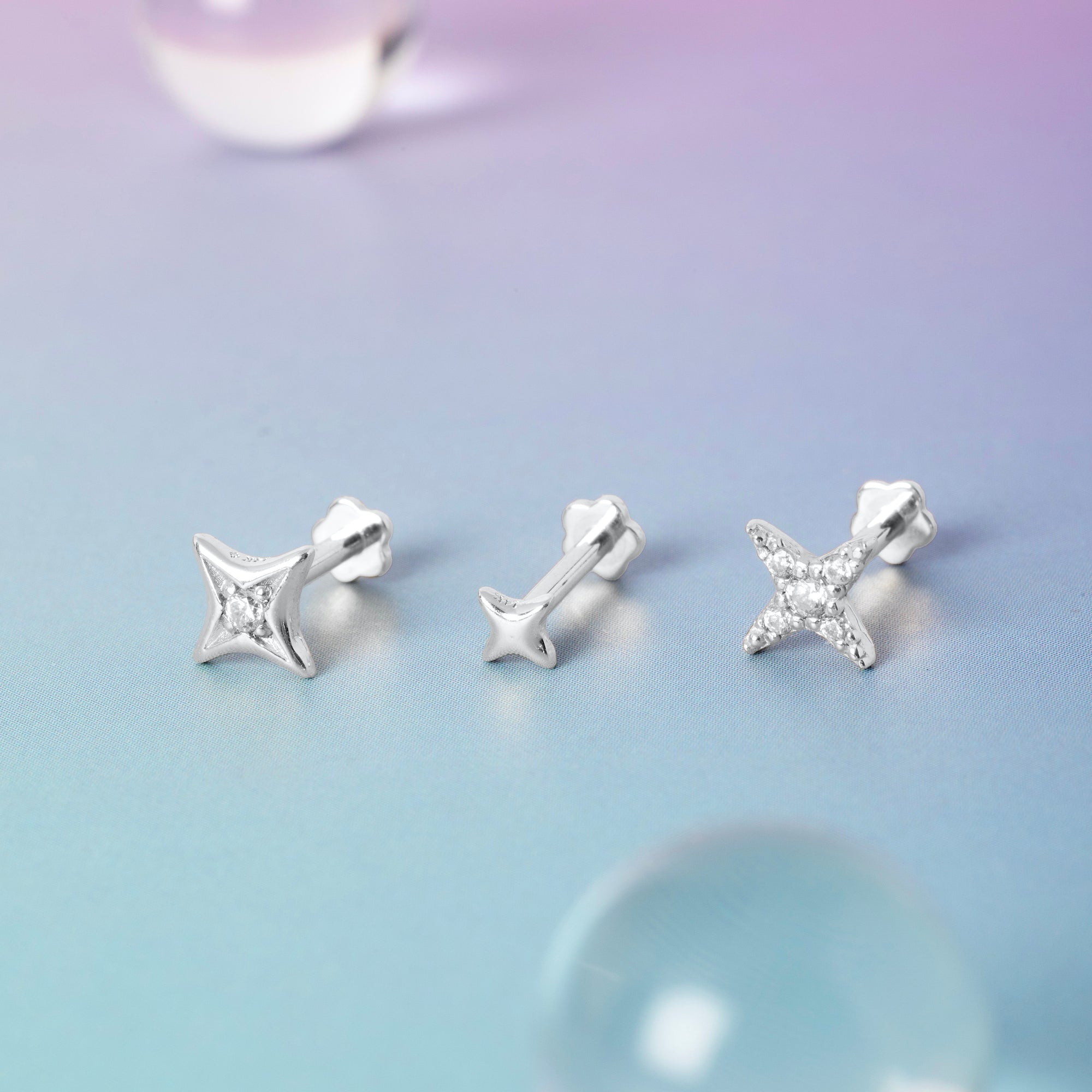 Color:White Gold
Option:Single
Option:Pair