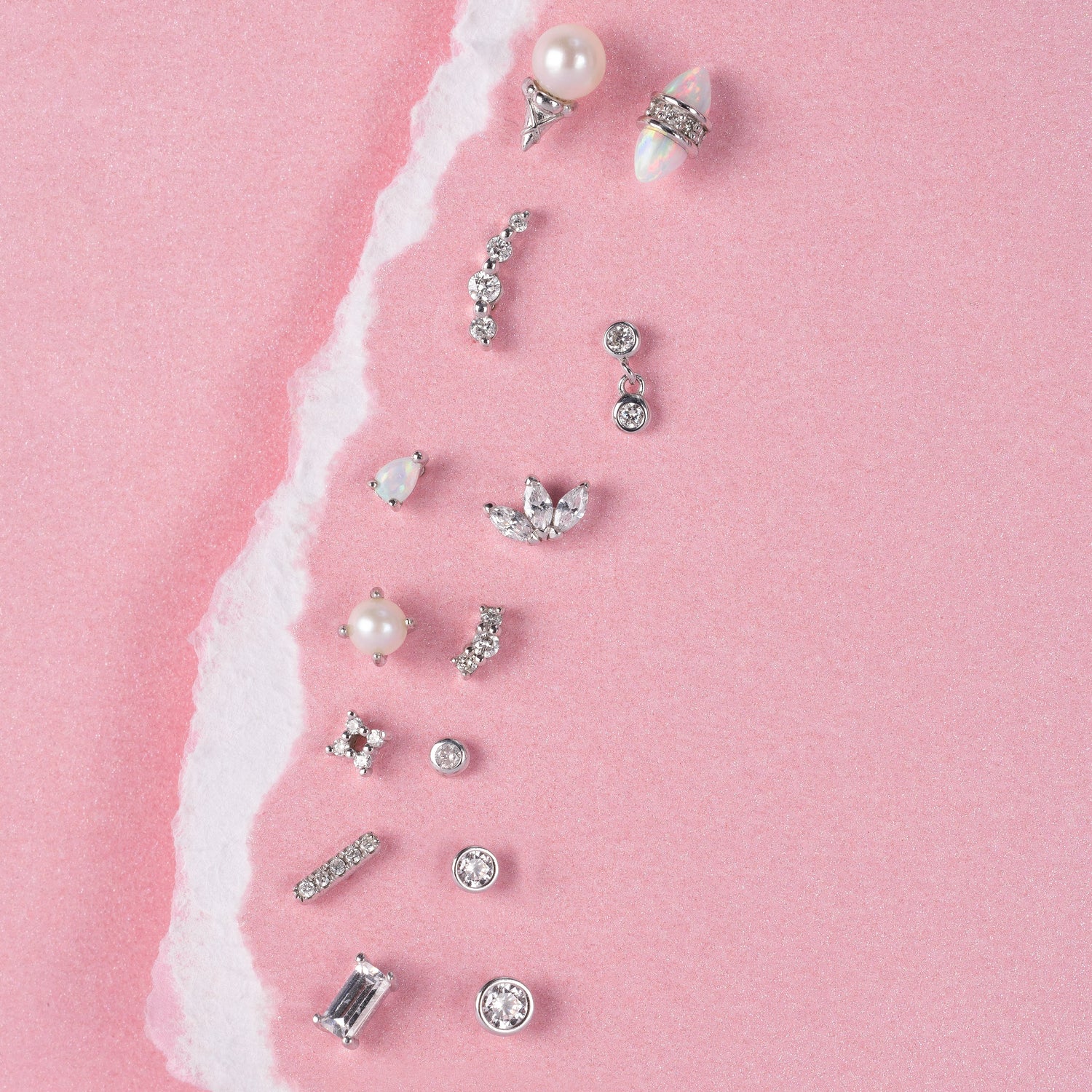 Color:White Gold
Option:Single
Option:Pair