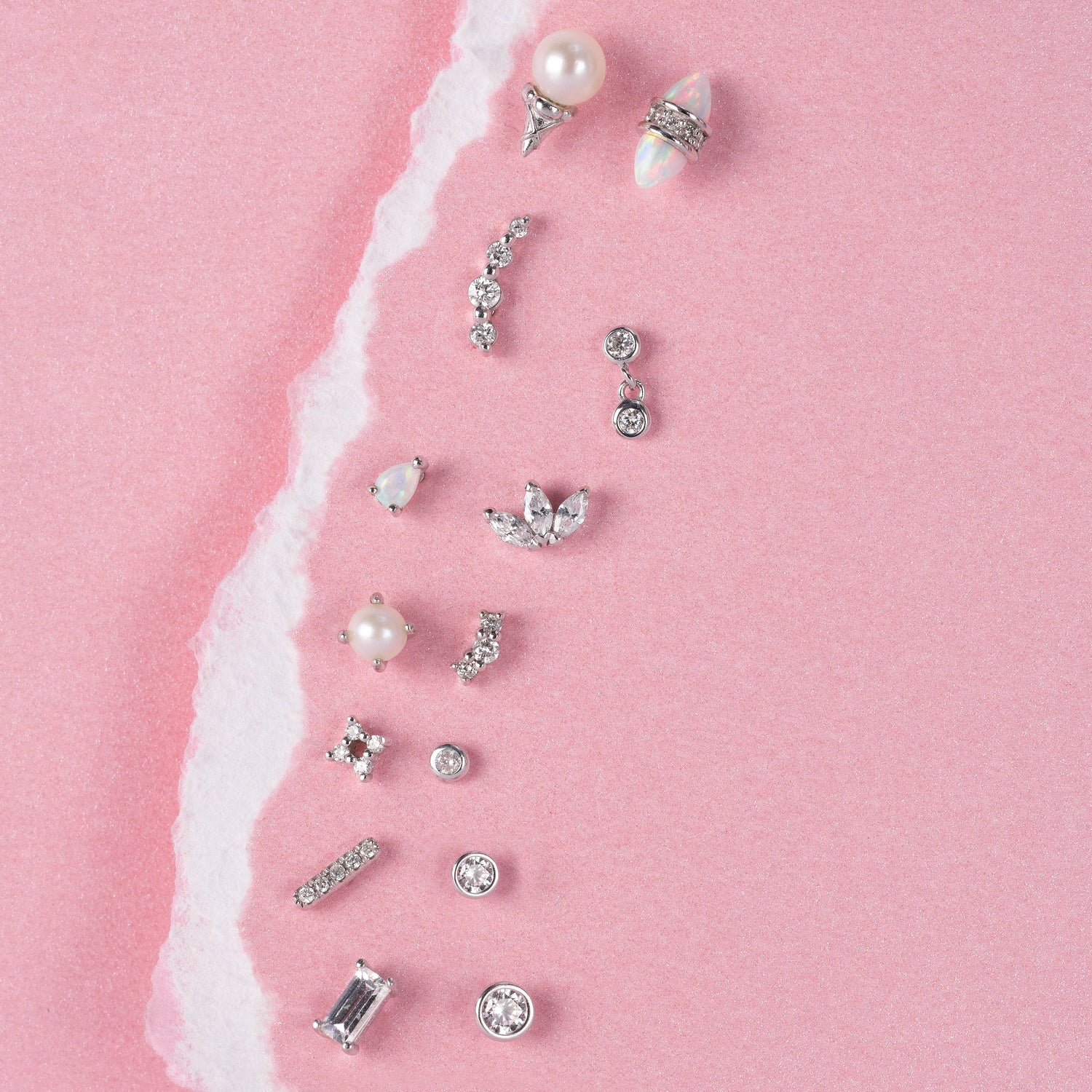 Color:White Gold
Option:Single
Option:Pair