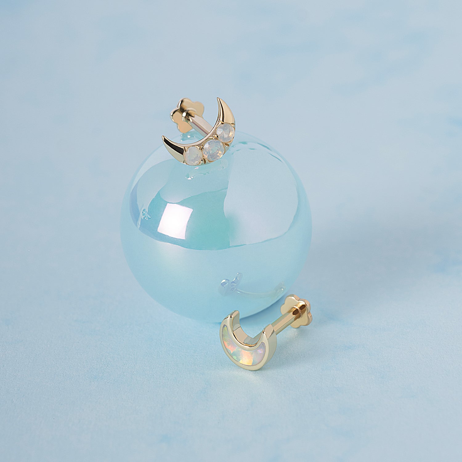 Color:Yellow Gold
Option:Single
Option:Pair