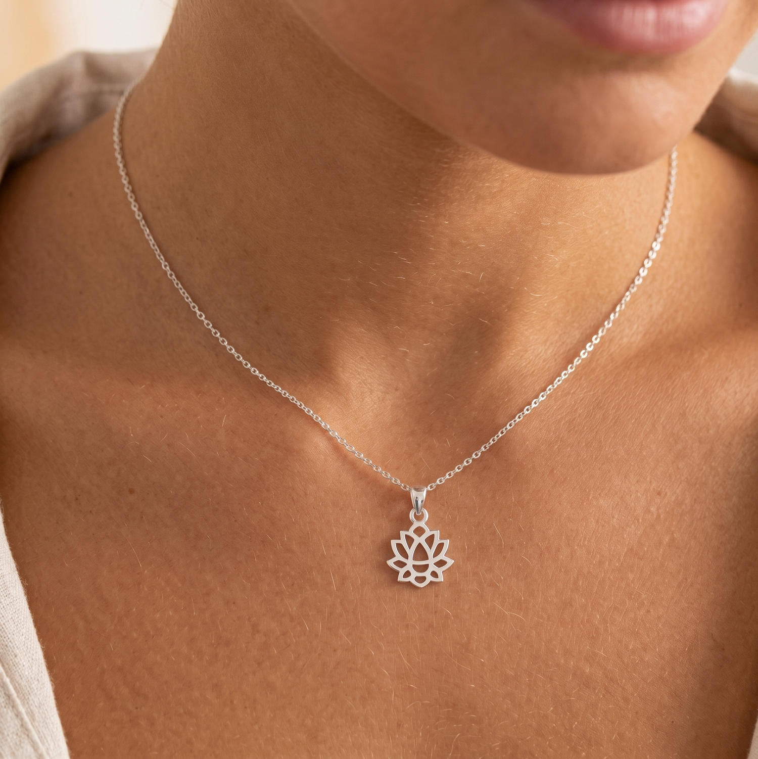 禅の蓮のネックレス – J&CO Jewellery