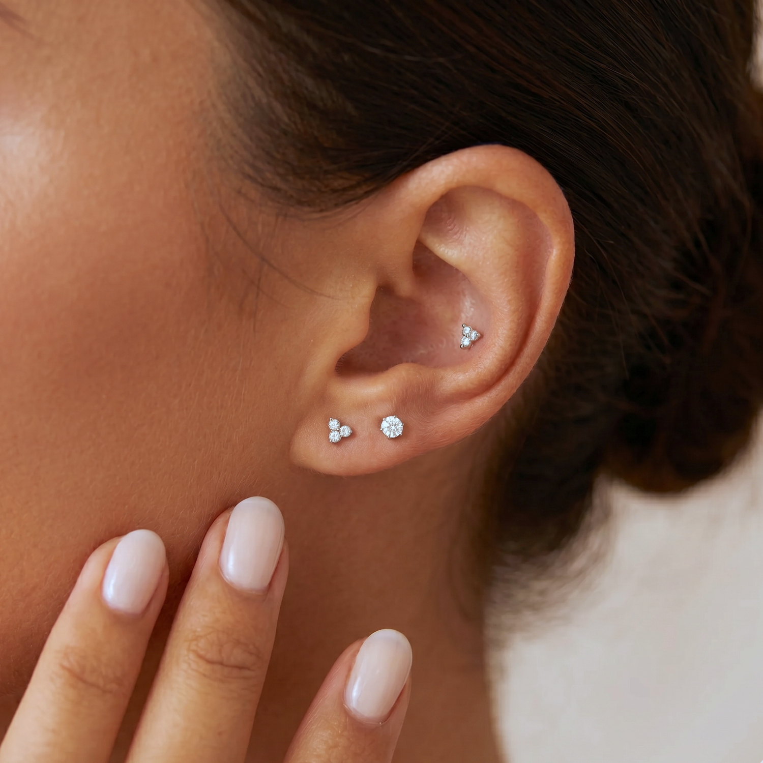 14K Solid Gold Trinity Jewel Threaded Labret Earring