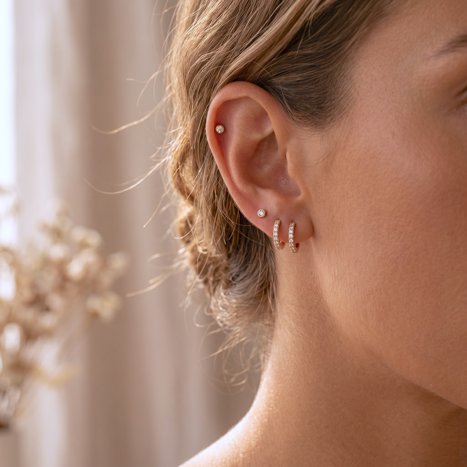 14K Massivt Gull Mini Bezel Gjenger Labret Ørepynt 2,5mm