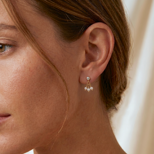 Tiny Pearls Stud Earrings