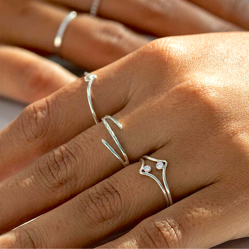 Sprankelende Chevron Ring Zilver