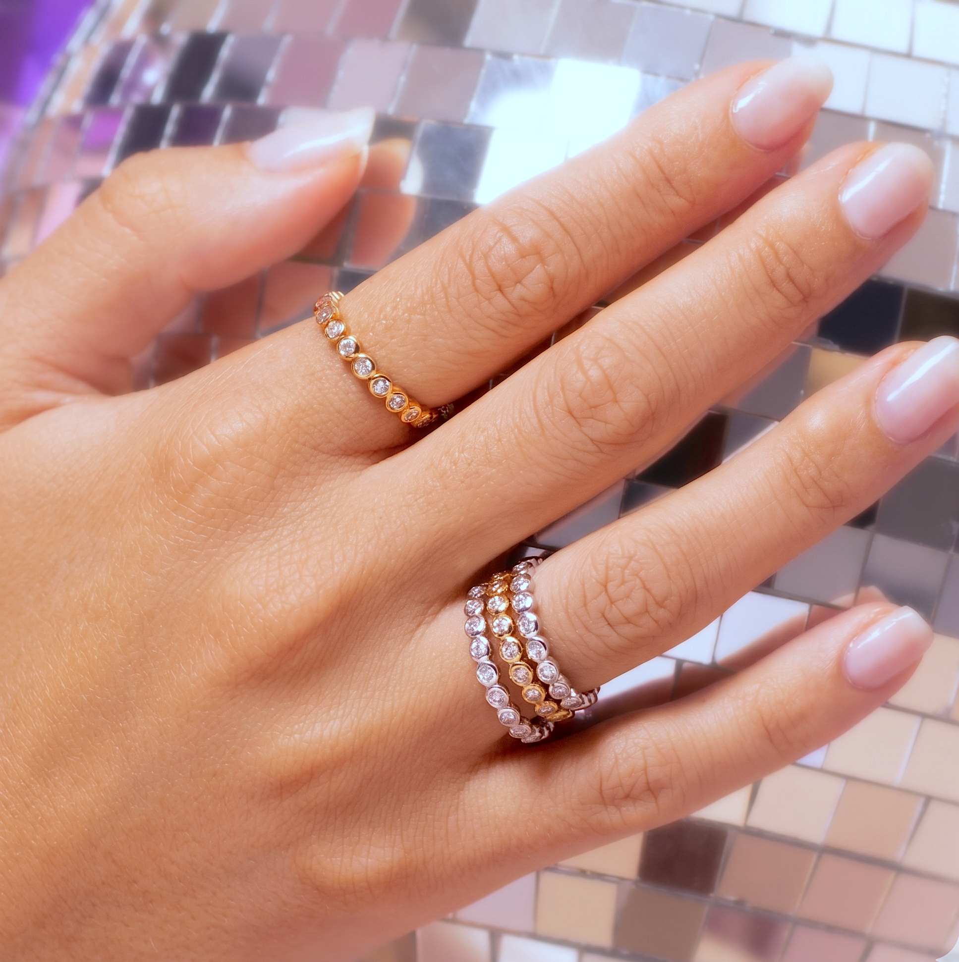 Pierścionek Eternity Bezel CZ Srebrny