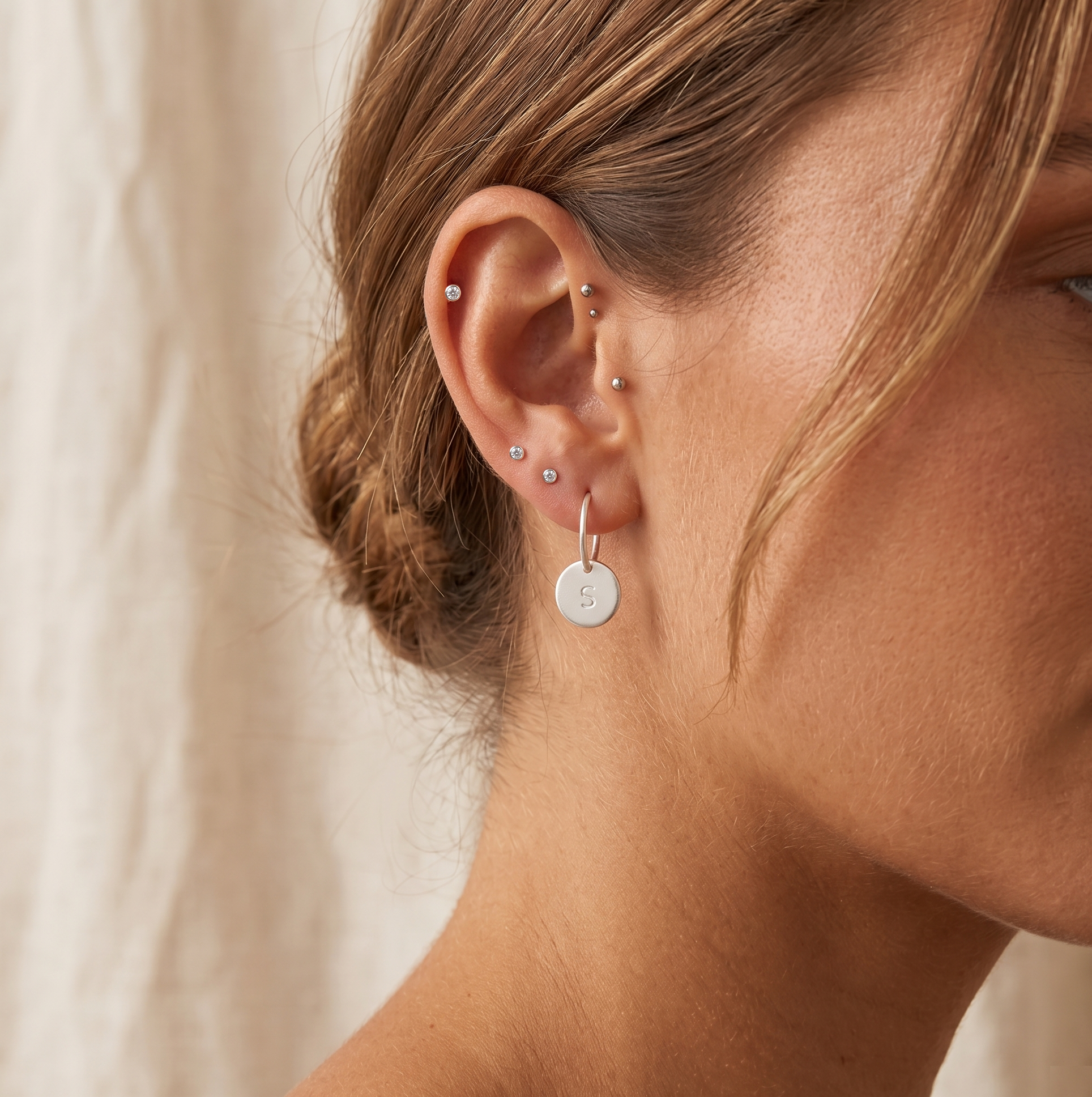 14K Solid Gold Baby Bezel Diamond Threaded Labret Earring