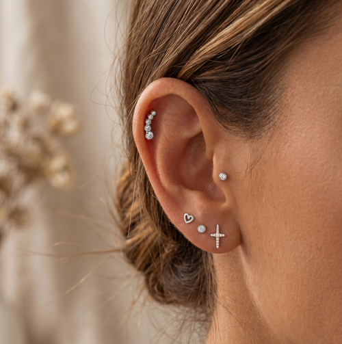 14K Massivt Gull Mini Bezel Gjenger Labret Ørepynt 2,5mm