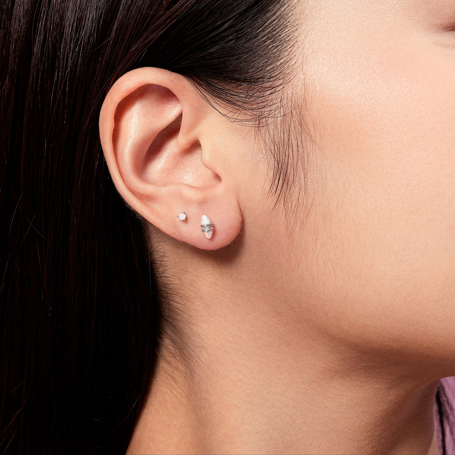 Color:White Gold
Option:Single
Option:Pair