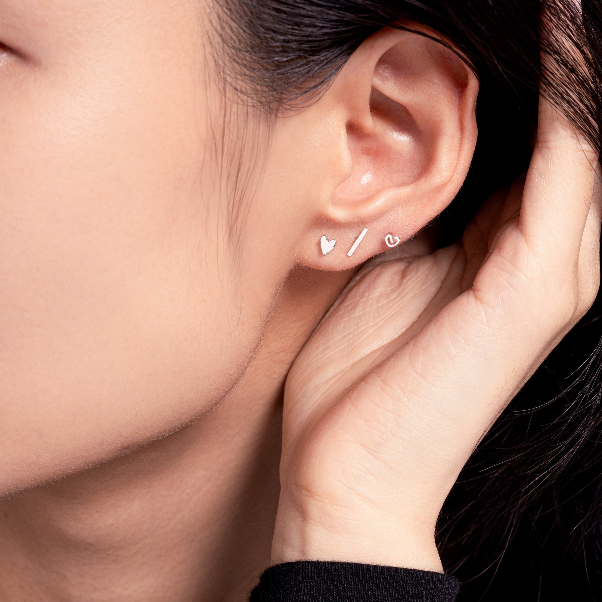 Color:White Gold
Option:Single
Option:Pair