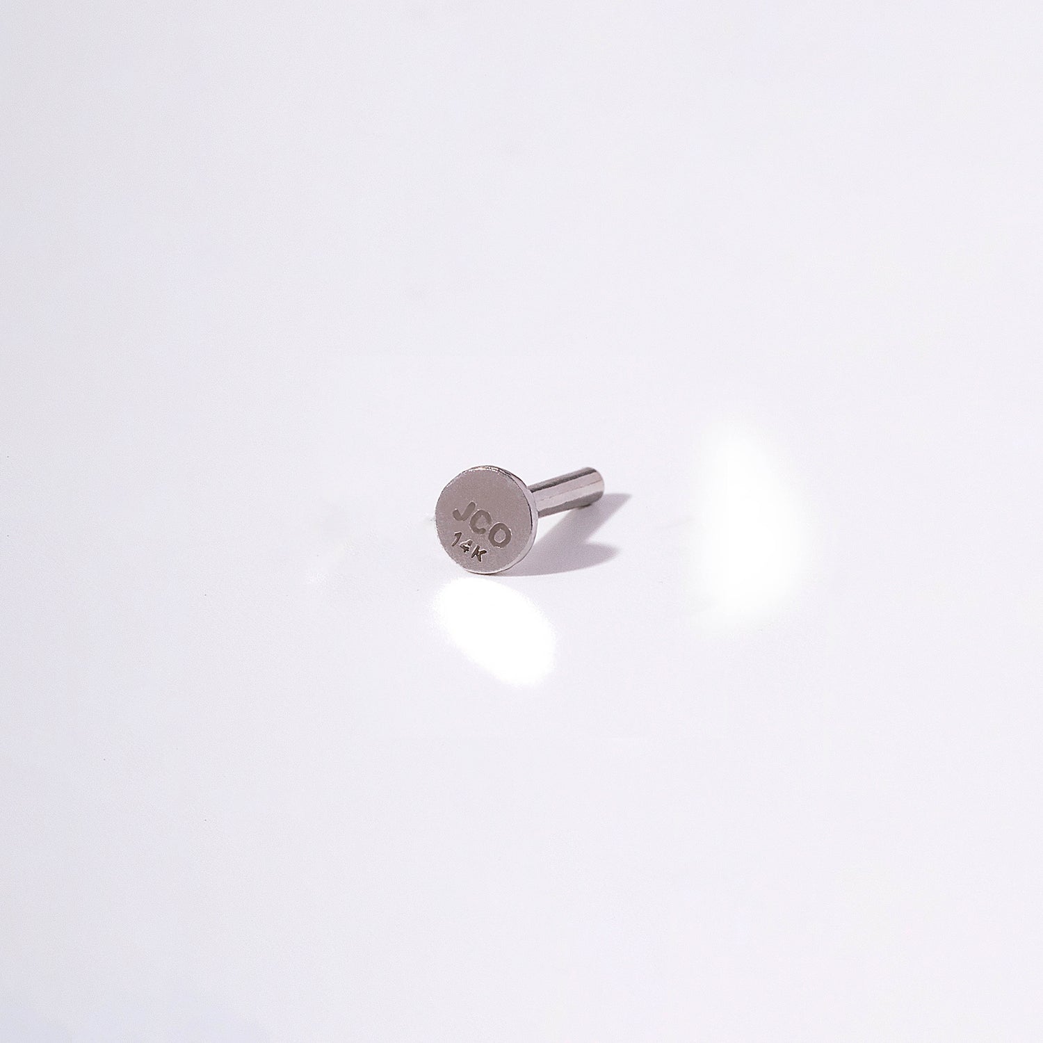 Color:White Gold
Option:Single
Option:Pair