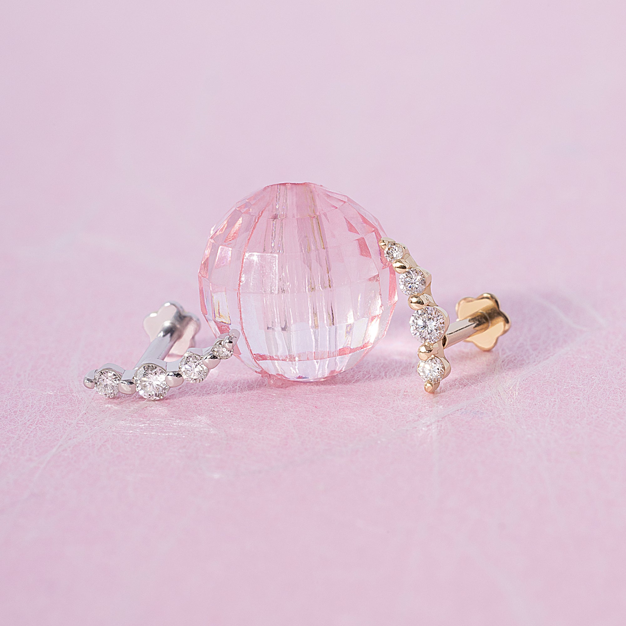 Color:Yellow Gold|Style:Left
Color:Yellow Gold|Style:Right