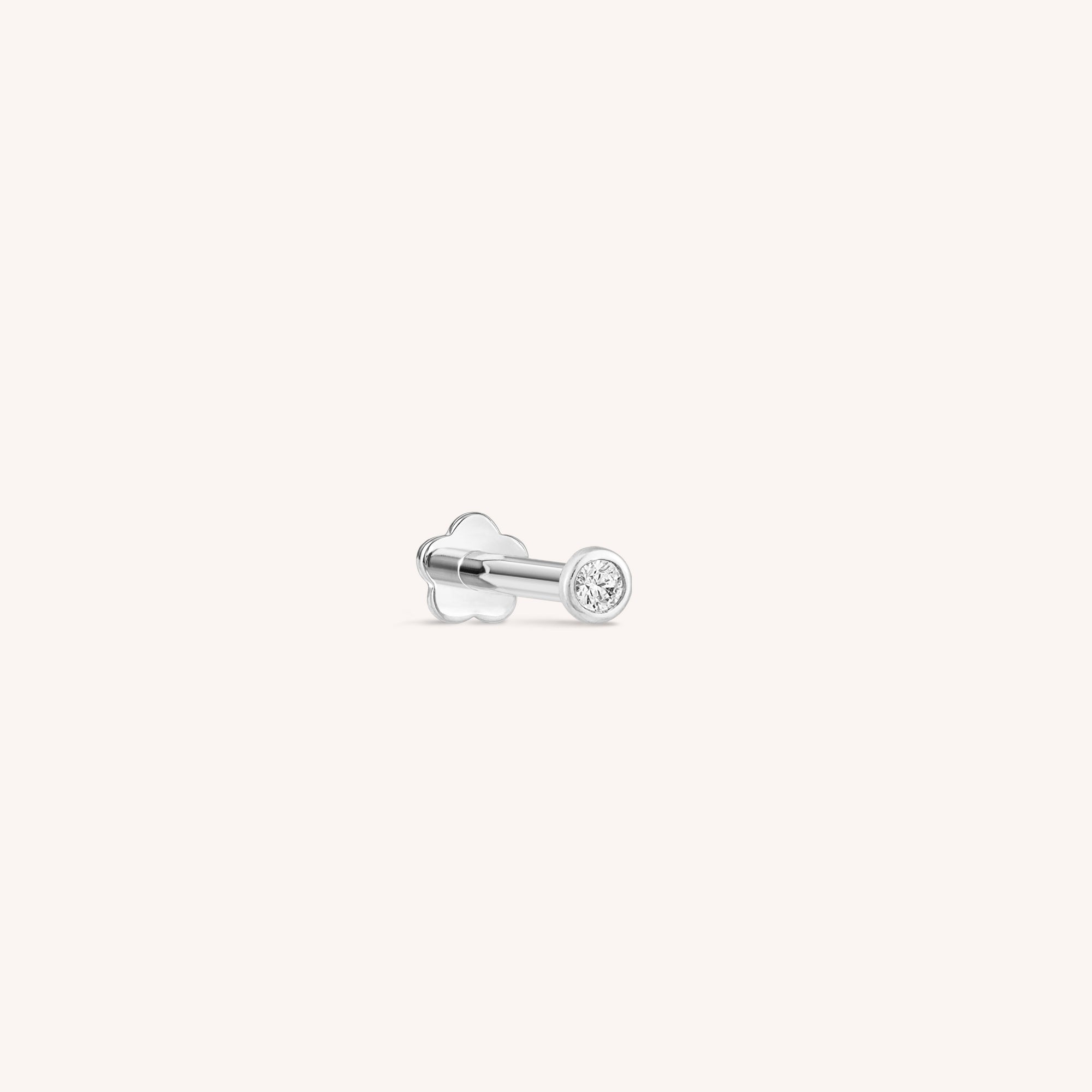 Color:White Gold
Post Length:6.5mm
Post Length:5mm
Post Length:8mm